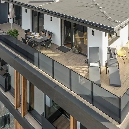 Platzhirsch & Apartamento *