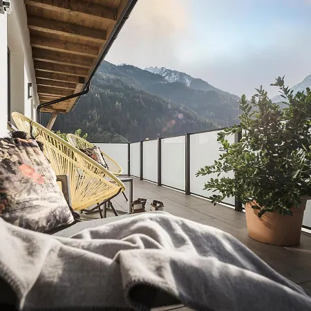 Platzhirsch & شقة *