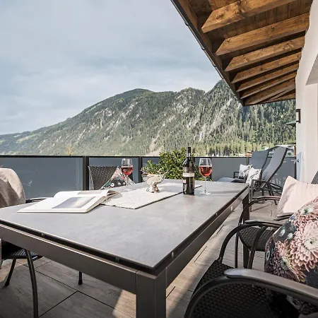 Platzhirsch & Mayrhofen