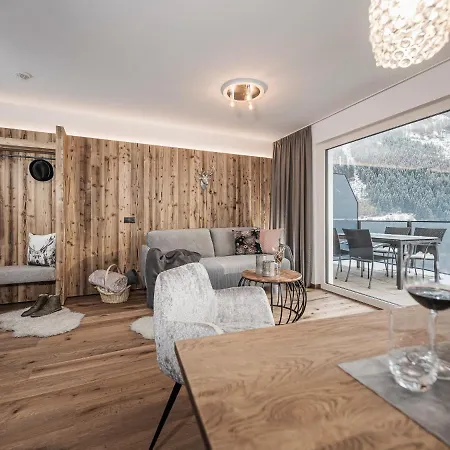 Platzhirsch & Διαμέρισμα