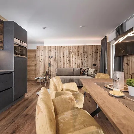 Apartamento Platzhirsch & *