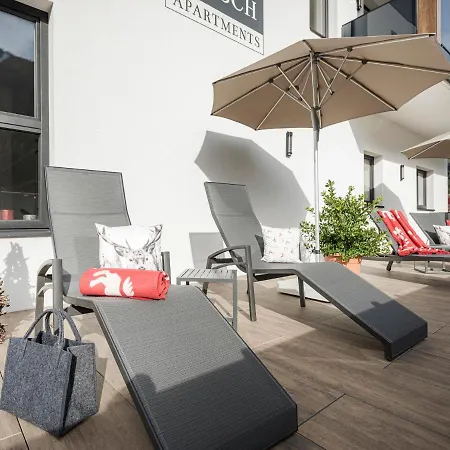 Platzhirsch & Appartamento Mayrhofen