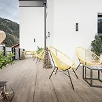 Platzhirsch & Апартаменты Майрхофен